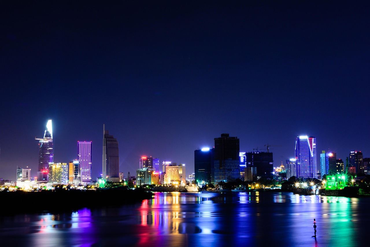 The Ultimate Guide to Epcot Restaurant Reviews: Dining Delights at