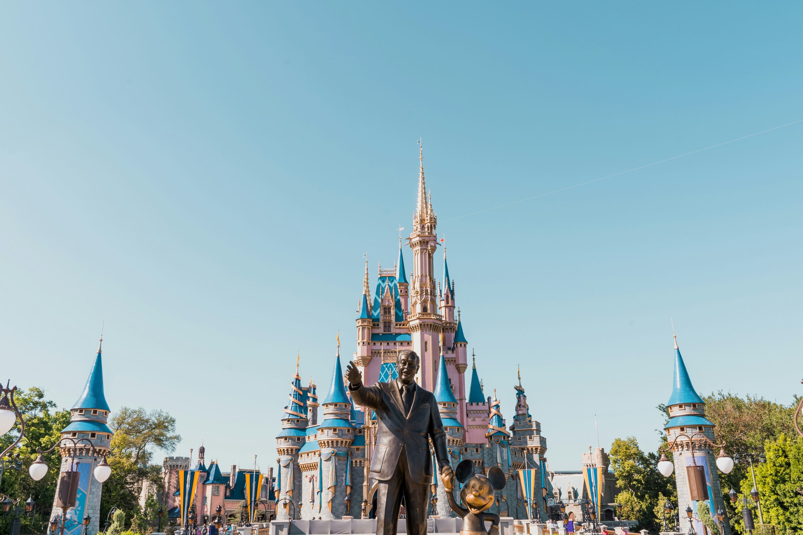 The Ultimate Disney World Transportation Guide: Navigating the Magic with Ease