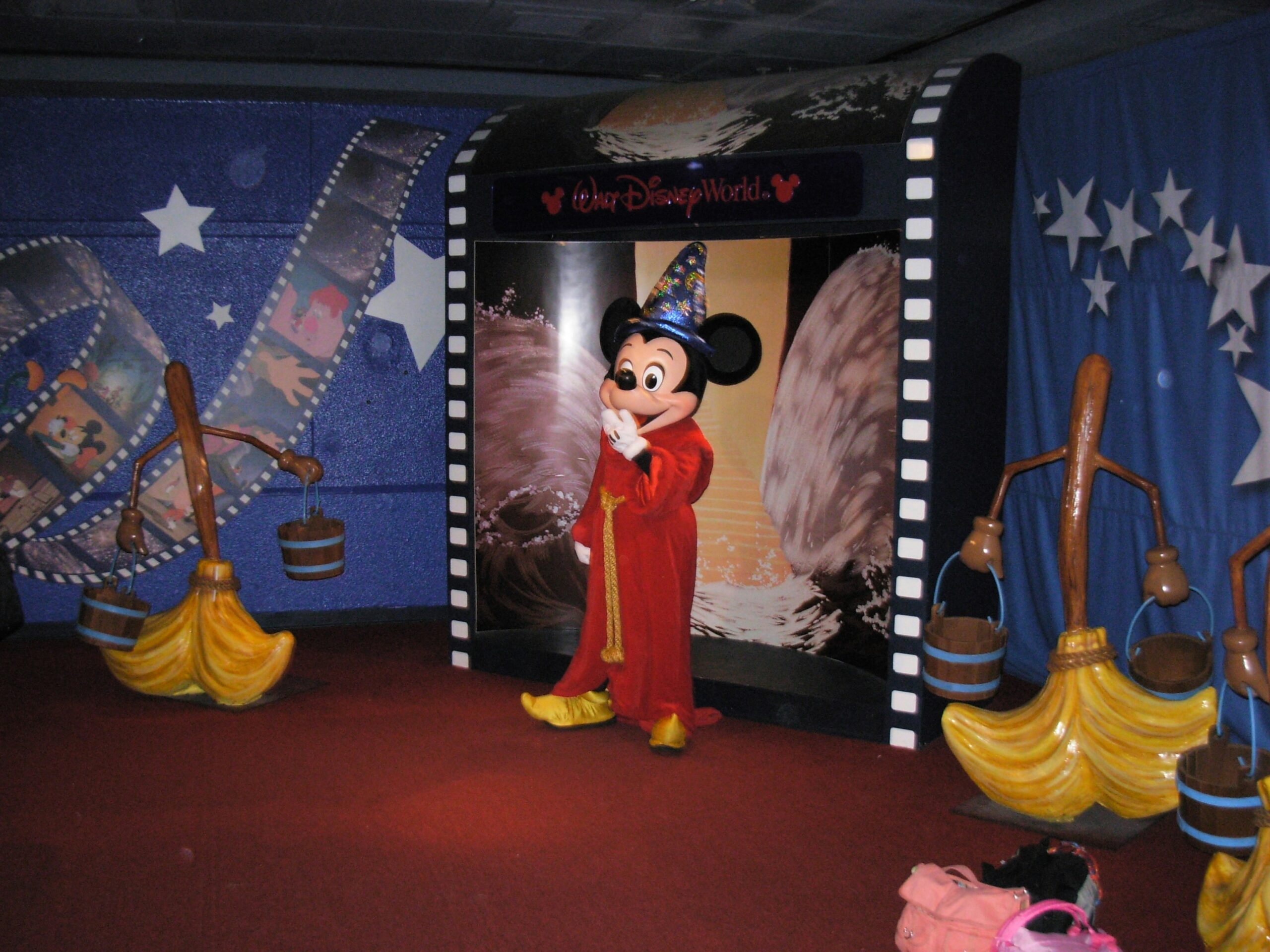Planning Magical Disney Surprises: Creating Unforgettable Moments at