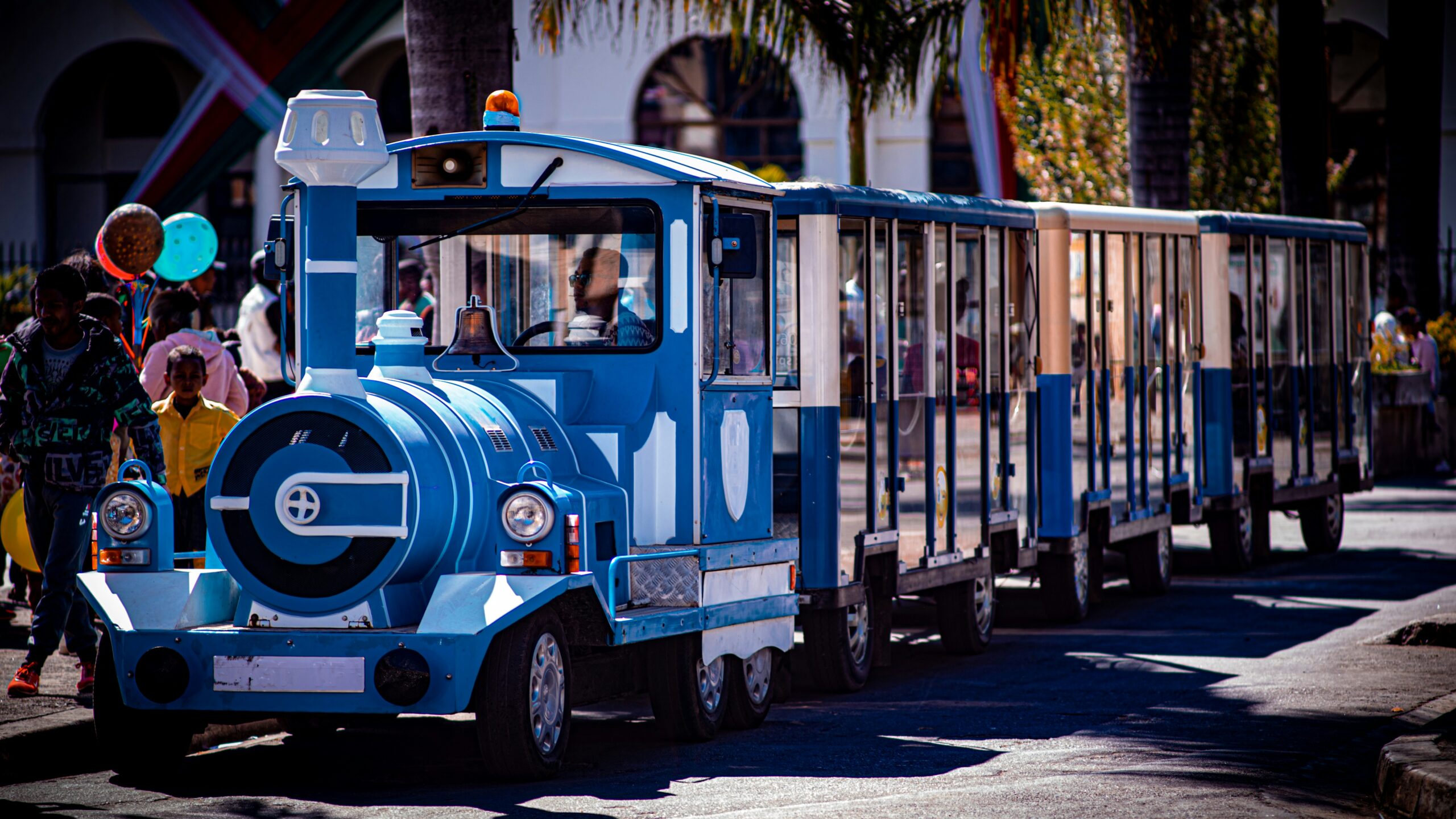 The Ultimate Disney World Transportation Guide: Navigating the Magic with Ease