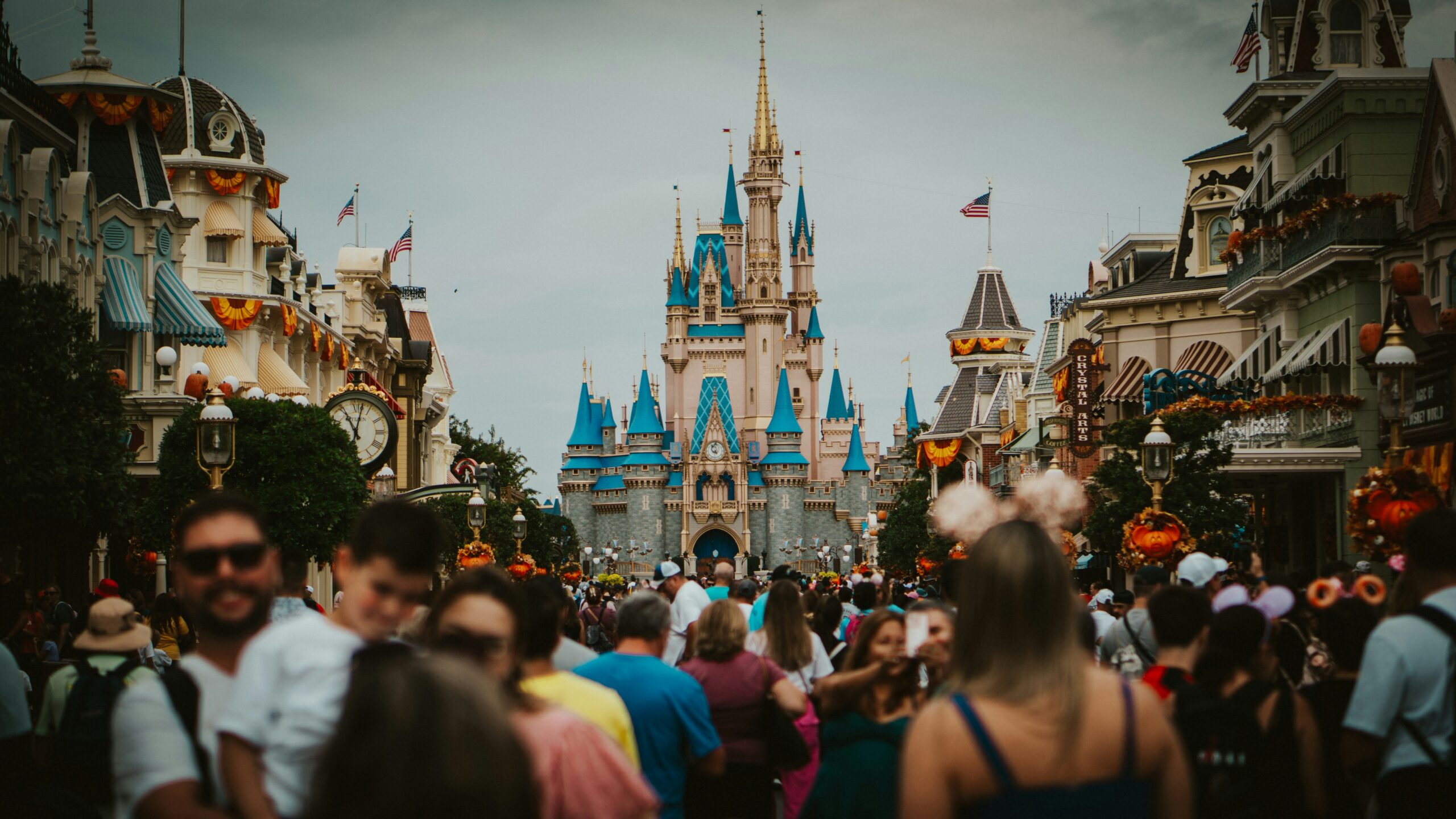 Classic Experiences Every Disney Fan Should Enjoy at Least Once