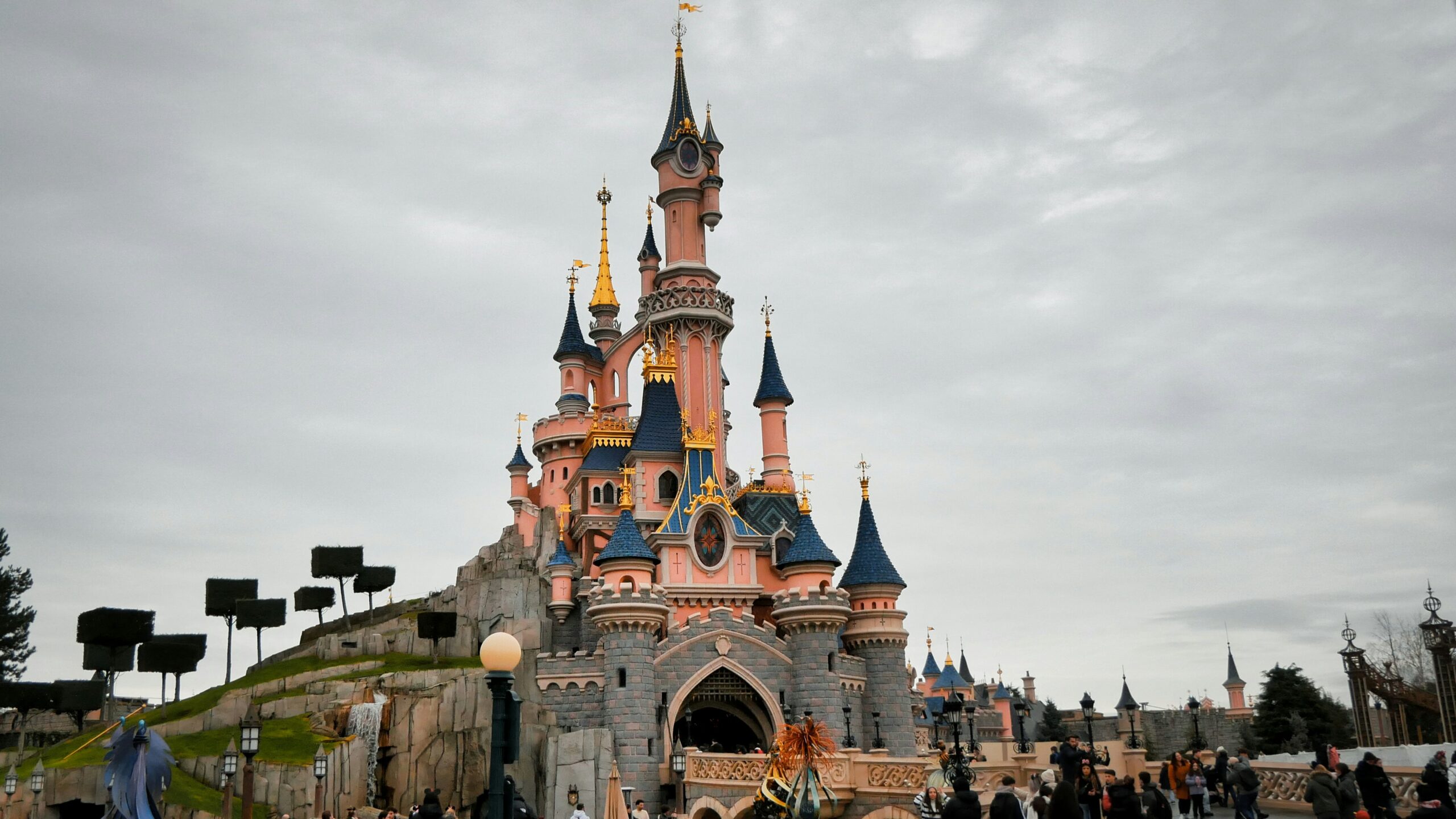 Iconic Photo Spots Perfect for Disney Lovers