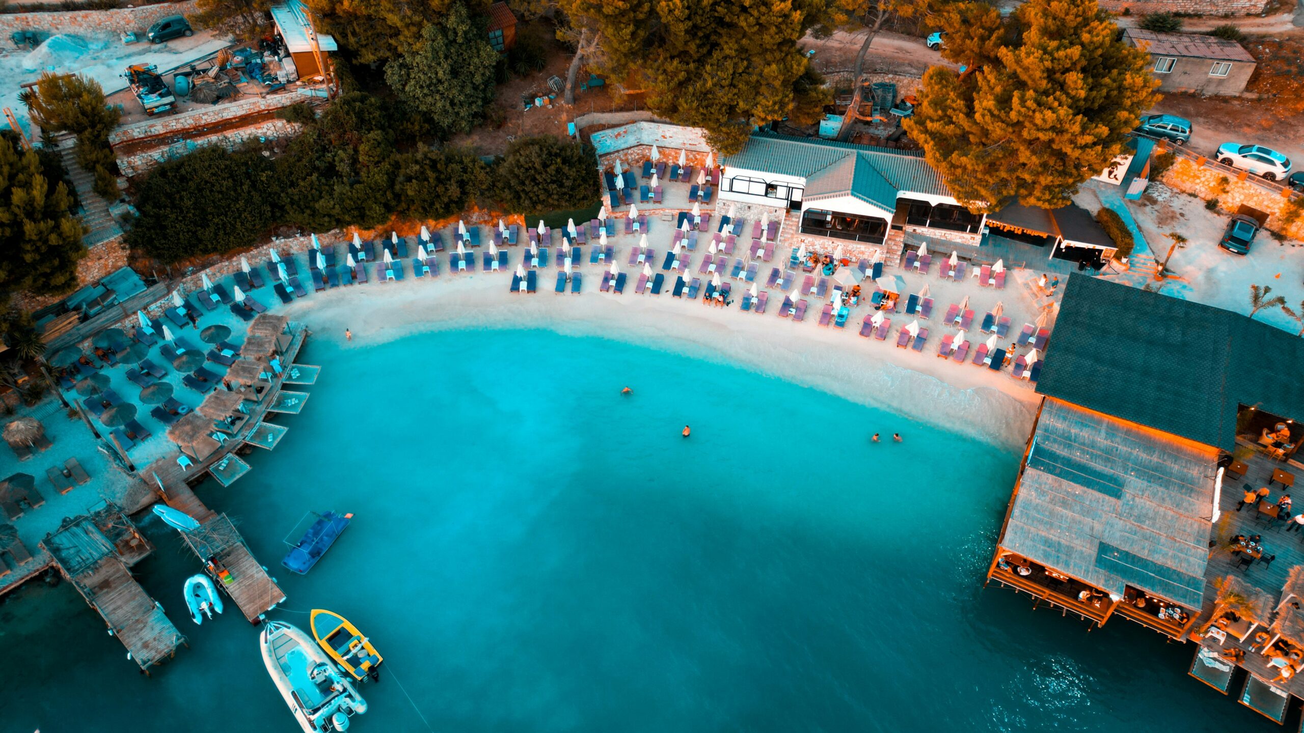 Mastering the Art of Disney Resort Booking: Insider Tips for an Enchanting Stay